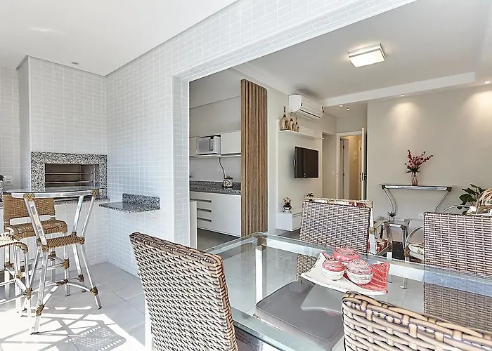 Apartamento Com 2 Dormitorios E Churrasqueira - Praia Das Pitangueiras Guarujá